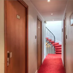 ** Hotel Edgar Quinet France